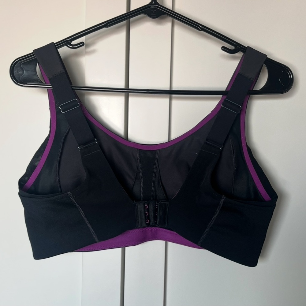 Under Armour Bra HeatGear High Impact Sports Bra Black Purple Size 34DD - Picture 4 of 7